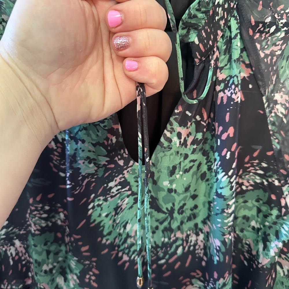 Sheer Boutique Flowy Floral Green Dress size medium - Picture 4 of 12